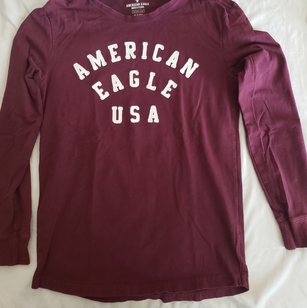 American Eagle USA Maroon shirt